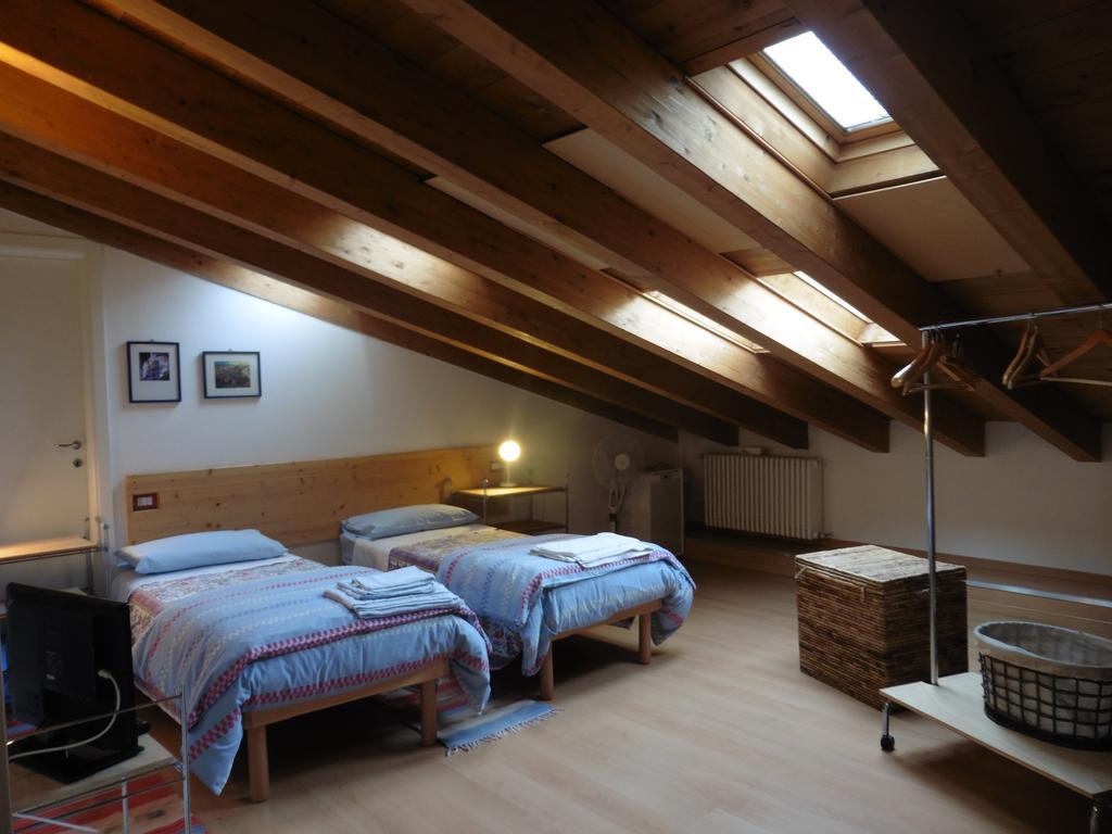 Pusiano B&B Leon D'Oro الغرفة الصورة